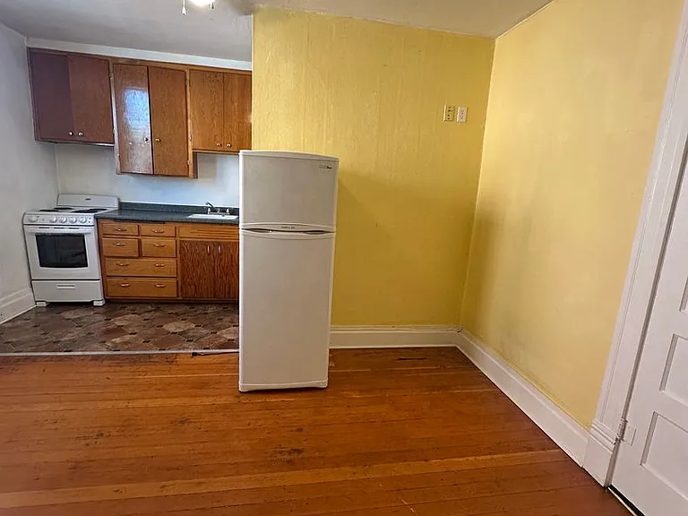 1207 W Washington St — Photo 112