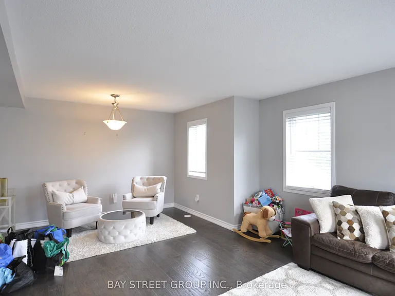 265 Ellen Davidson Dr #5 — Photo 6