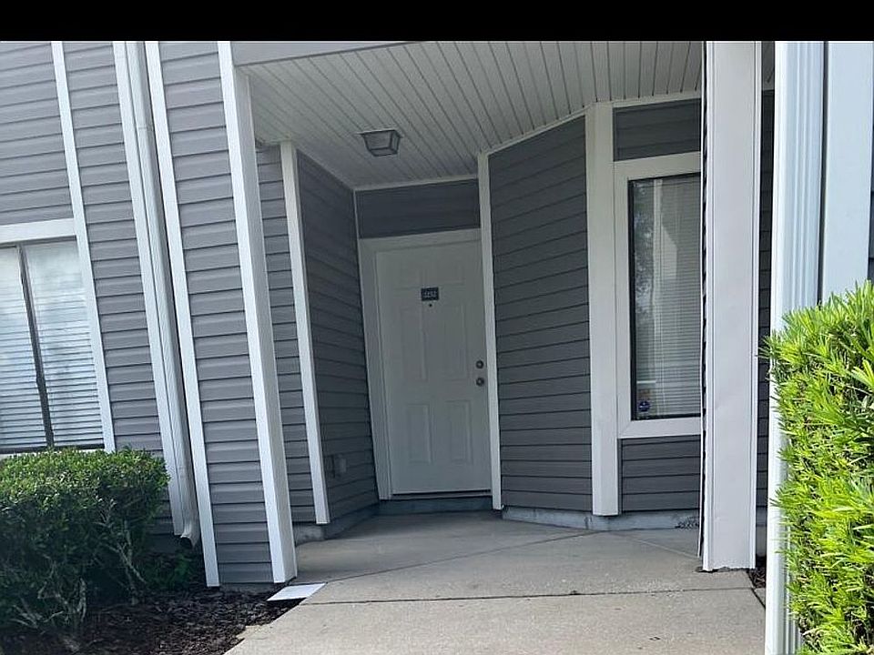 1st image of 2252 Grenwich Ave #2252