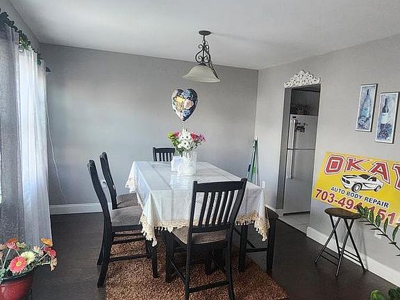 3rd image of 16607 Sutton Pl