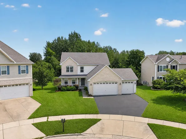 1911 Cameron Dr, Hampshire, IL 60140