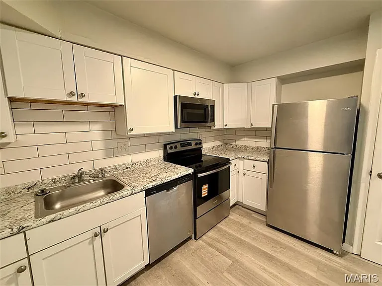 7601 Hazelcrest Dr #B — Photo 4