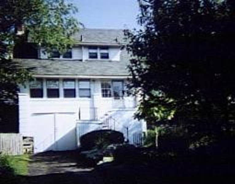 2nd image of 15 Barberry Way