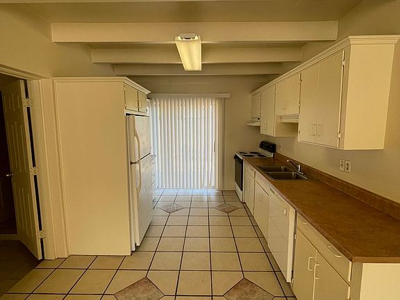 3rd image of 1105 Gardner Ave