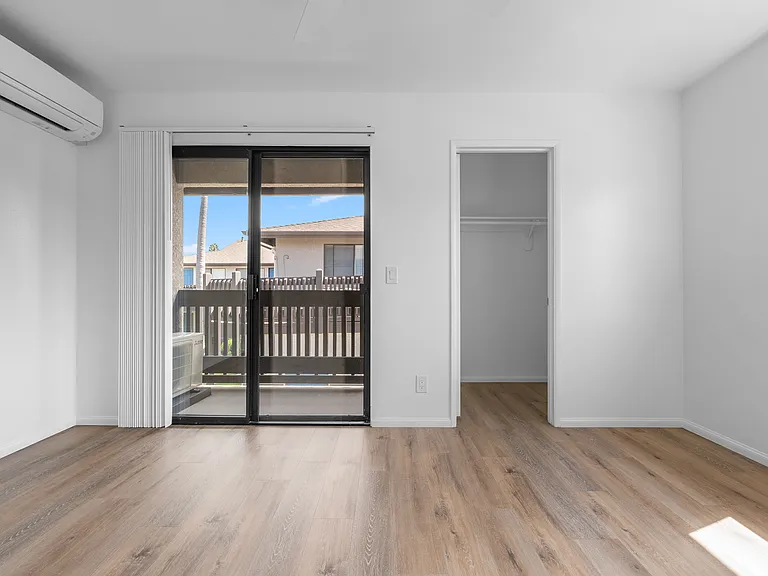 Pacific Villas — Photo 11