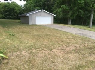 901 Clark Rd, Ceresco, MI 49033