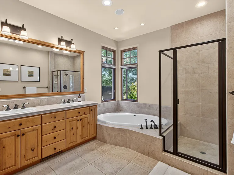 2375 Clubhouse Dr — Photo 65