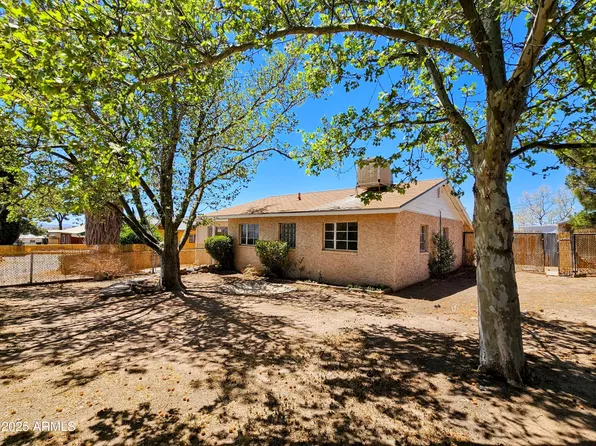 1374 S Naco Highway, Bisbee, AZ 85603
