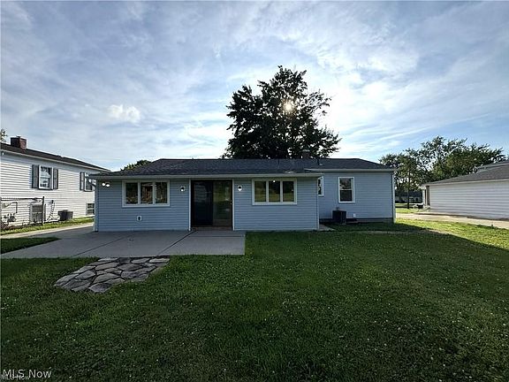 5th image of 549 Purdue Ave