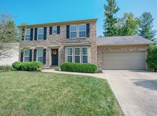 1437 Home Wood Ct, Amelia, OH 45102