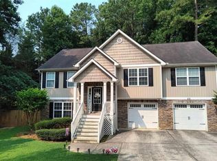 25 Swan Dr, Hiram, GA 30141