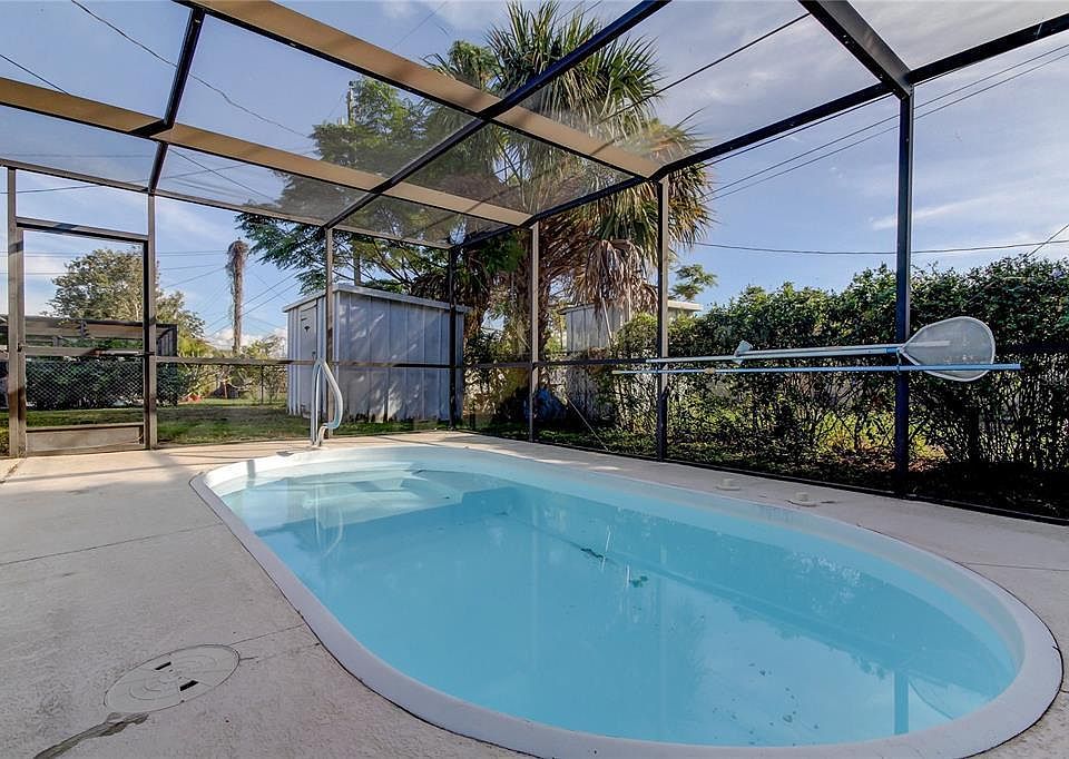 1st image of 4640 Tropical Ln
