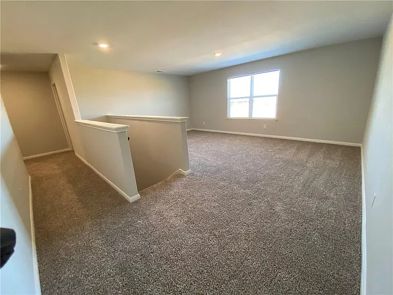 297 Mount Vernon Way — Photo 14