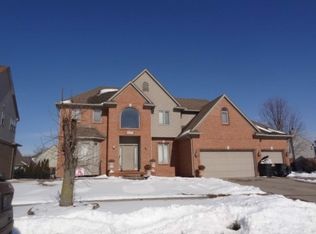 19673 Granite Dr, Macomb, MI 48044