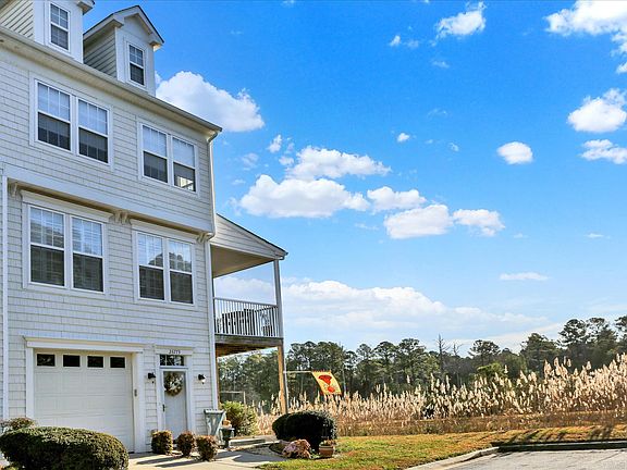 2nd image of 26773 Chatham Ln