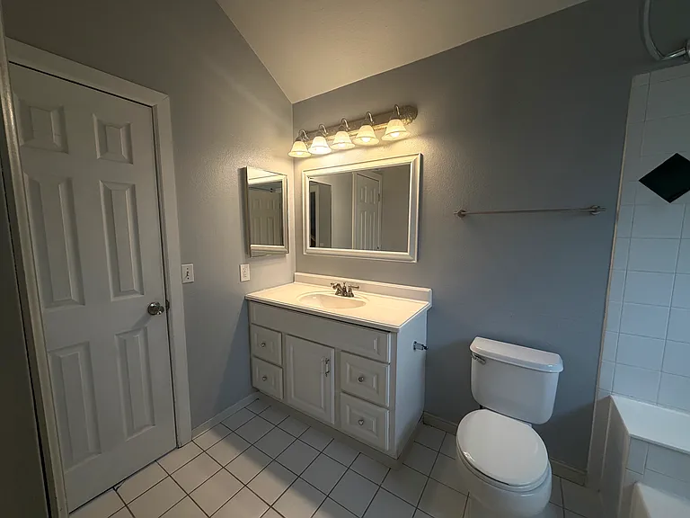 18231 E Layton Pl — Photo 16