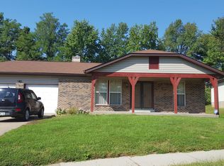 11817 Northport Dr, Florissant, MO 63033