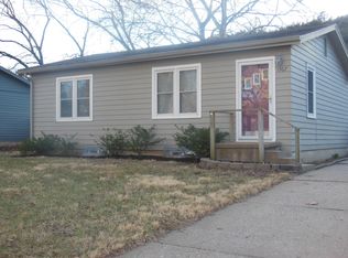 1967 Lincoln Dr, Manhattan, KS 66502