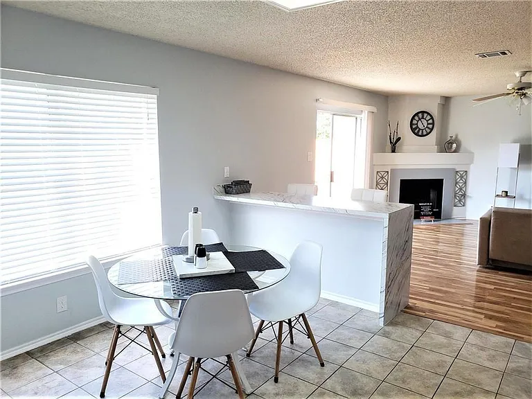 2960 S Donnell Dr — Photo 7