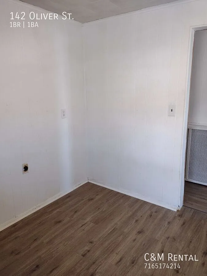 1 bd rm apt — Photo 4