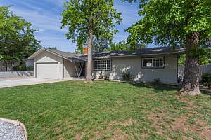 2nd image of 1961 Lindeena Ln