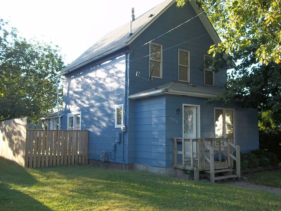 1st image of 901 S 7th St