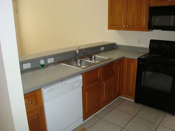 4th image of 3365 Sawtooth Dr