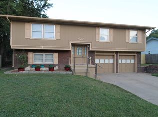 428 Linden Ln, Haysville, KS 67060