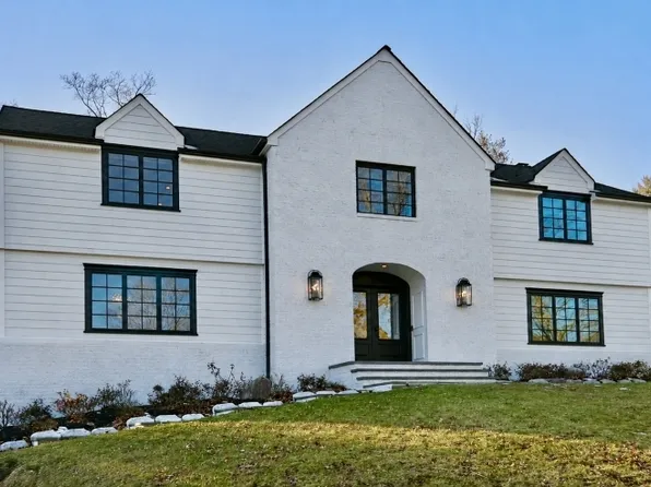 6 Lauri Dr, Florham Park Boro, NJ 07932
