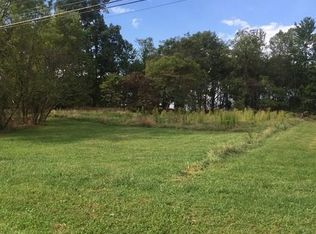 Baugh Ln, Abingdon, VA 24210