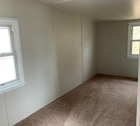 3rd image of 617 E Cypress St #B
