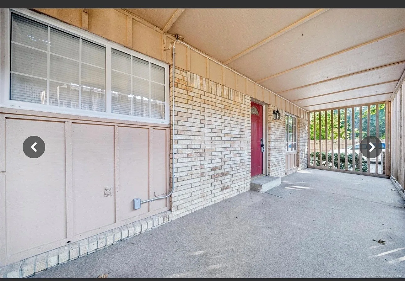 2 bed, 996 sqft, $1,100 — Photo 1