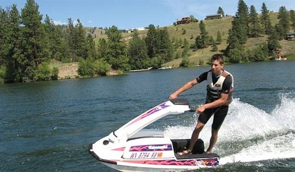 Jet Skis for rent-affordable flat fee