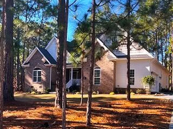 244 Longleaf Drive, Seven Lakes, NC 27376
