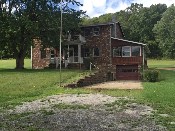 117 Annie Ln, Fombell, PA 16123