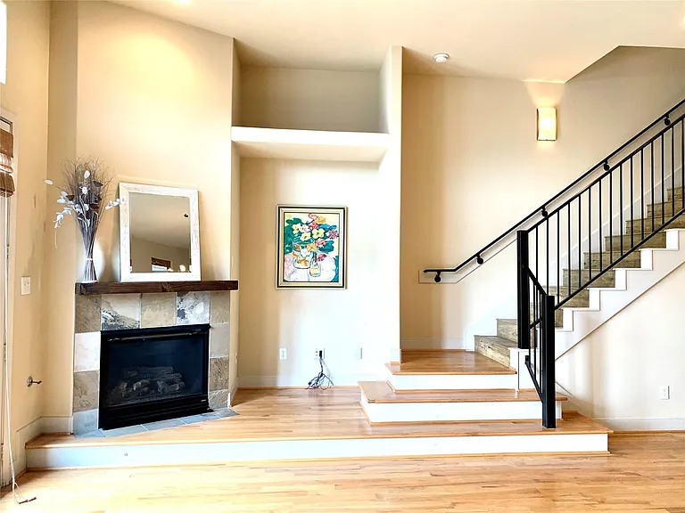 5231 Lillian St — Photo 12