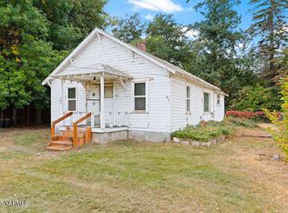 2708 S 90th Ave, Yakima, WA 98903