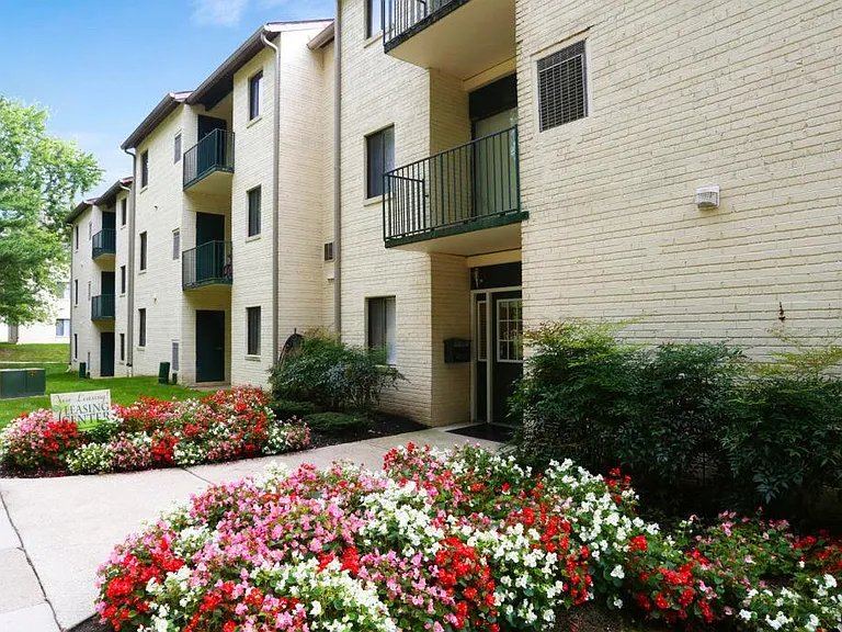 The Flats at River Mill — Photo 5