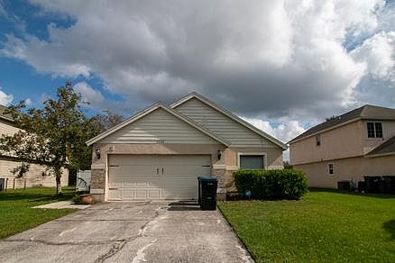 1st image of 11121 Sylvan Pond Cir