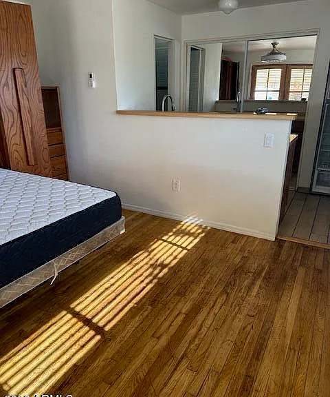 1340 E Missouri Ave — Photo 10