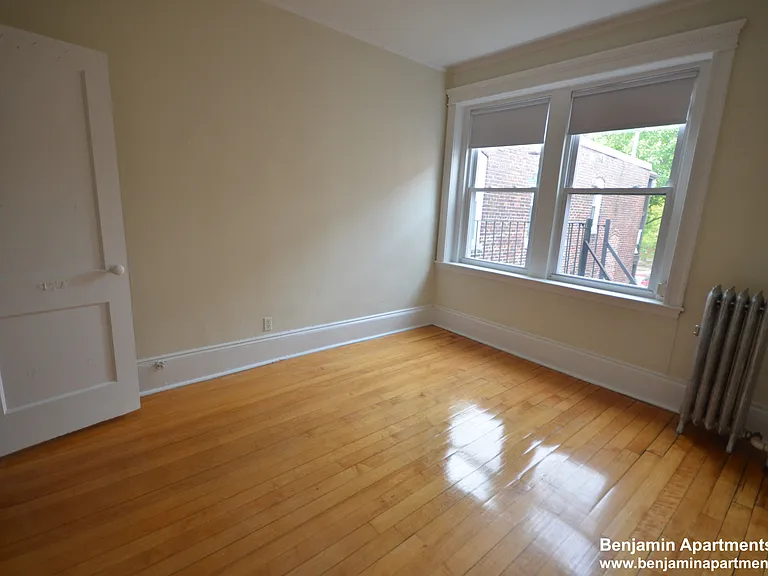 1822 Beacon St #17 — Photo 8