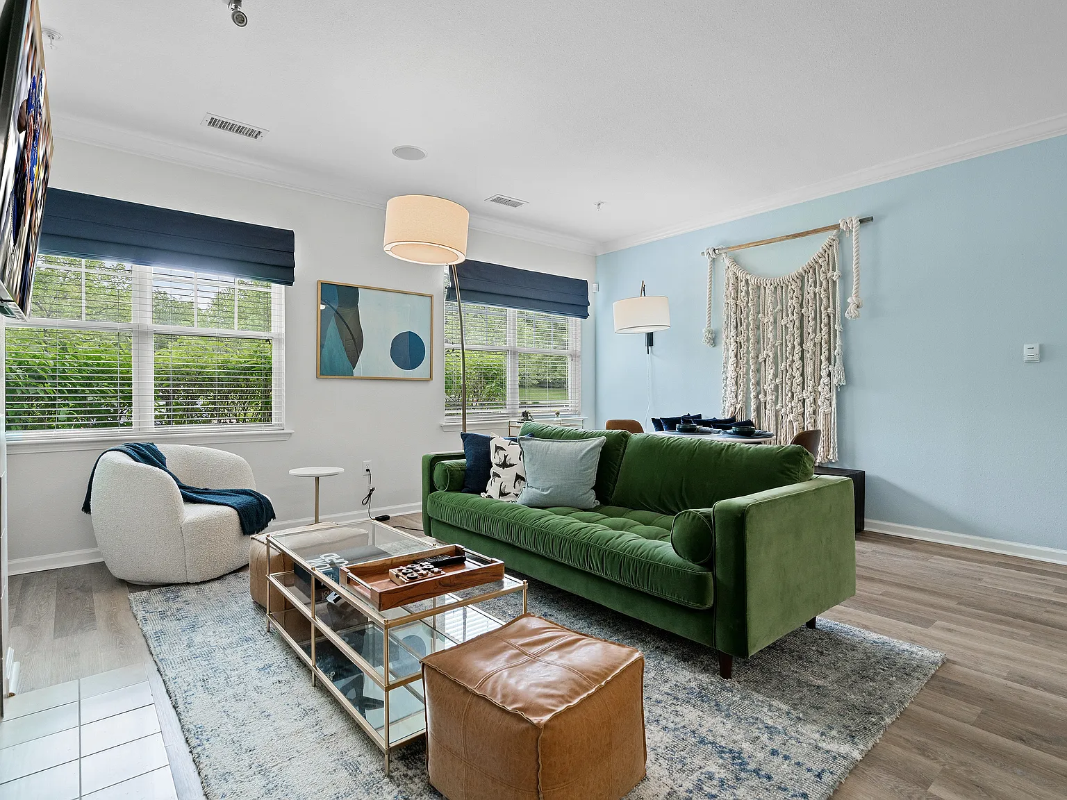 Charles Bellingham — Photo 1