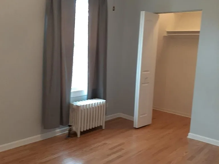 5243 W Waveland Ave #2 — Photo 6