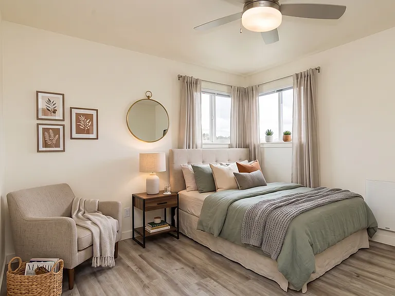 Back Nine Apartments - Located on the west slope of Queen Anne — Photo 2