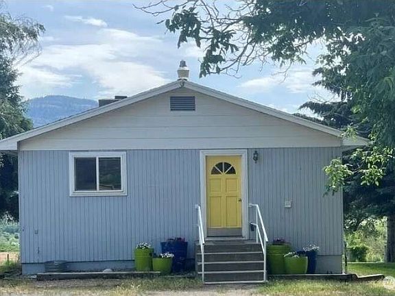 3rd image of 81 Golden Road #B