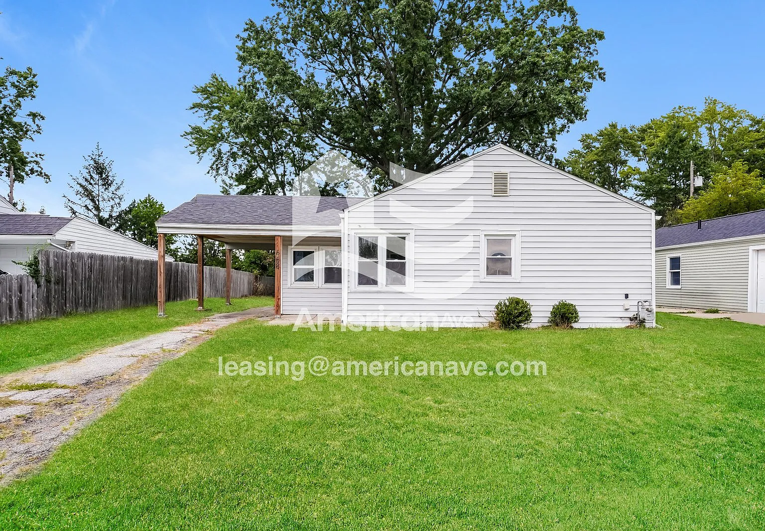 3 bed, 1.0 bath, 997 sqft, $1,272 — Photo 1