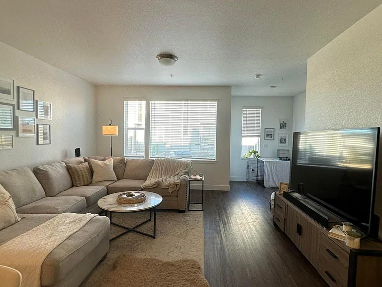 2813 W 69th Ave — Photo 3