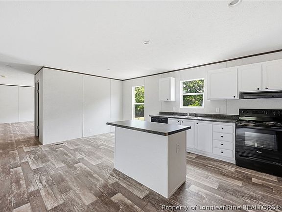 3rd image of 244 Forest Manor Dr