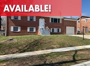 6920 Groveton Dr, Clinton, MD