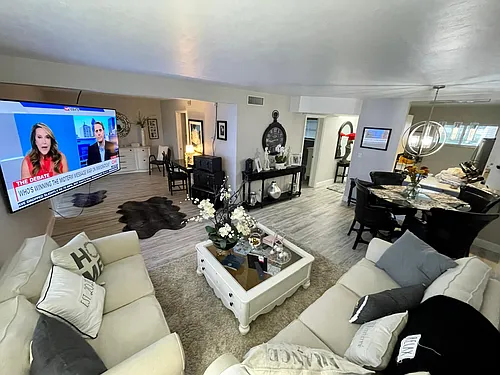 2566 S Garden Dr #212 Photo 1